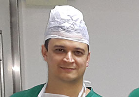 Dr. Leandro Melo